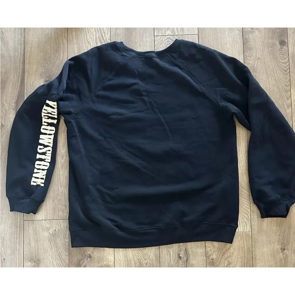 Yellowstone Black Graphic Crewneck Sweatshirt women 2XL - Picture 5 of 10
